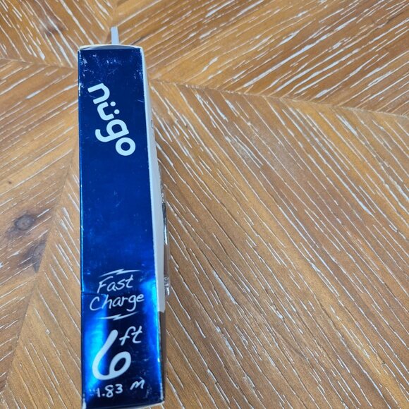 NüGo  Charge Sync Cable & 2.1A Car Charger Fast Charge 6ft (1.83M) - Picture 2 of 3